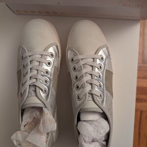 Stylish Silver and Cream Women's Sneakers
